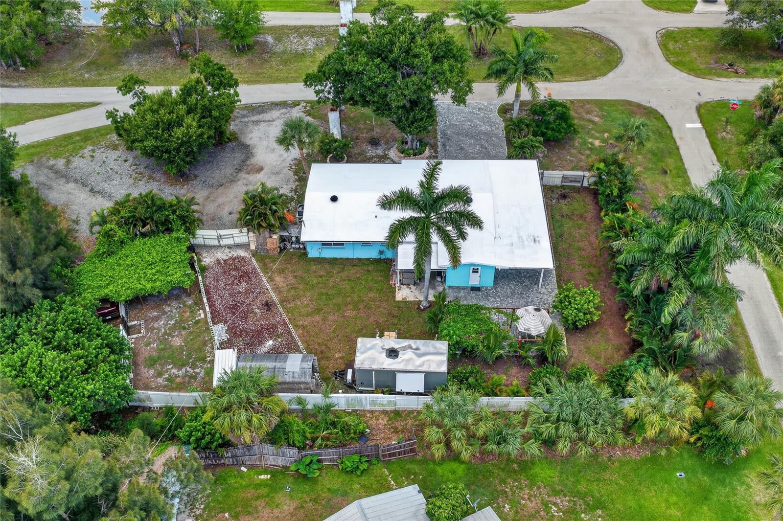 BAY SHORES - Residential