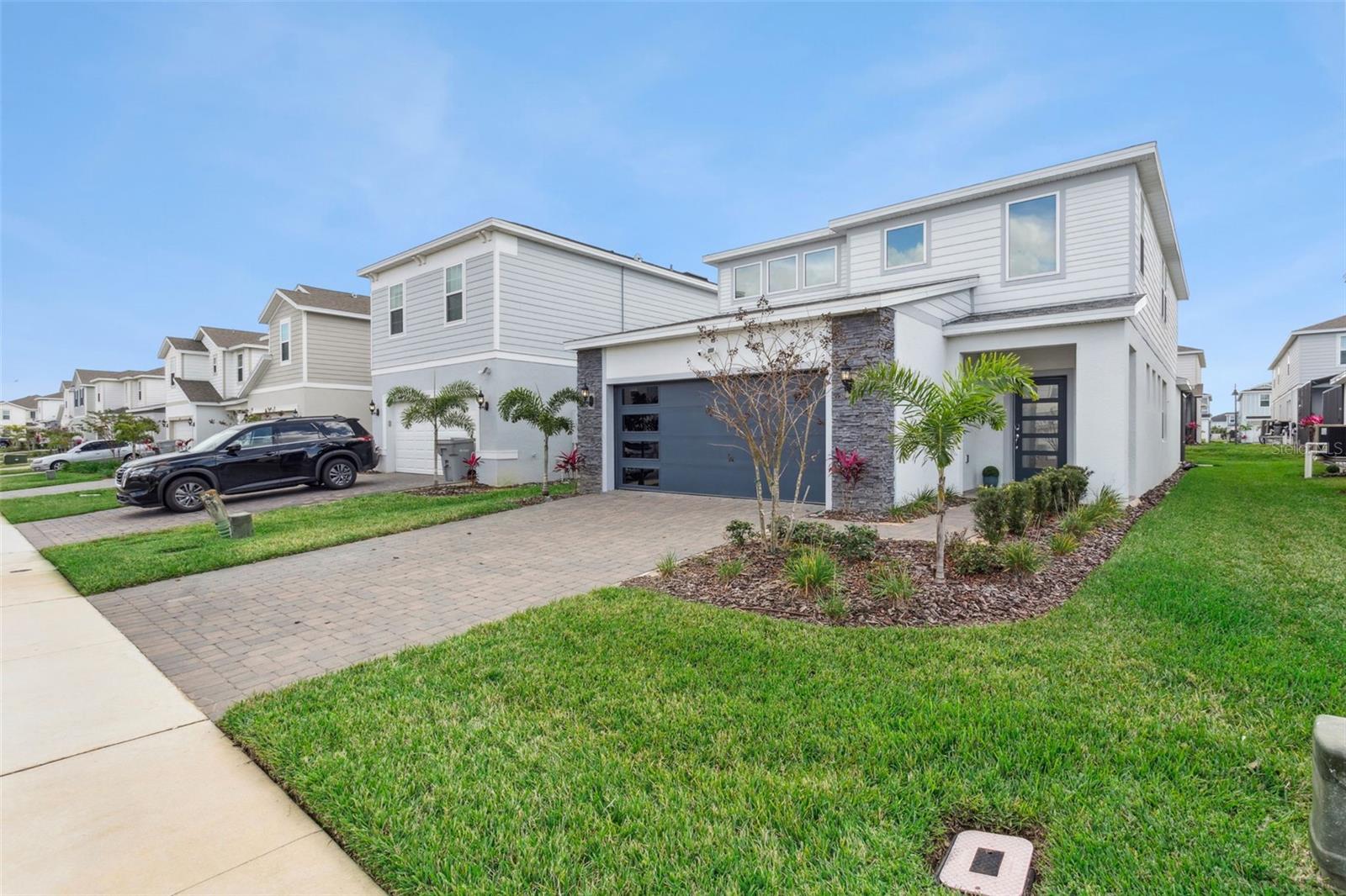 WINDSOR CAY - Residential