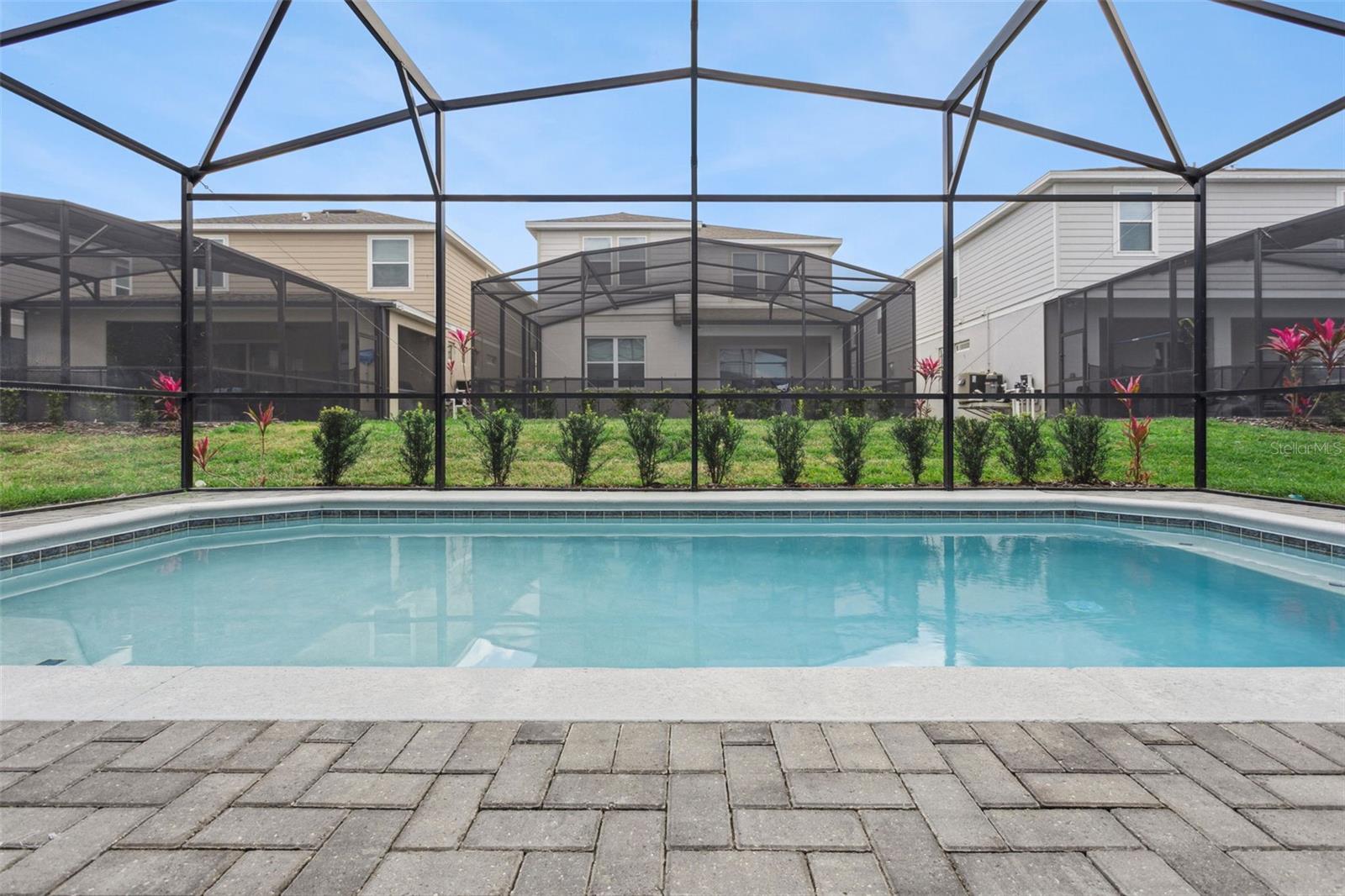 WINDSOR CAY - Residential