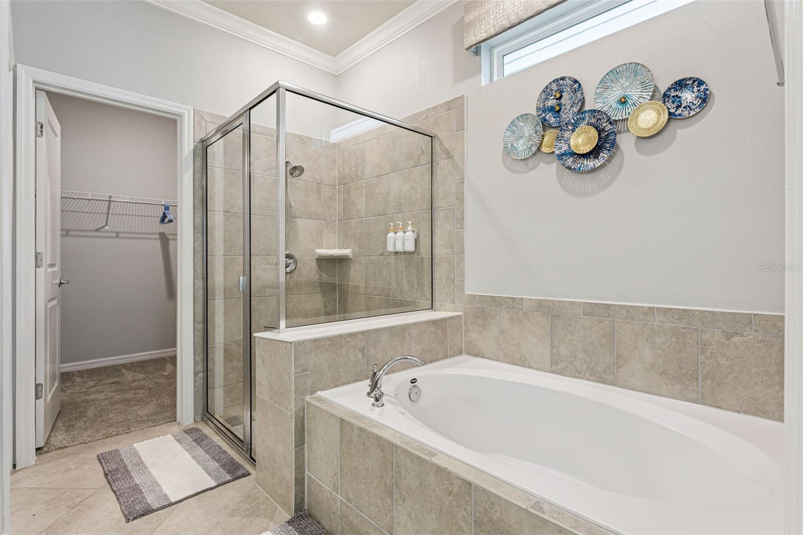 WINDSOR CAY - Residential