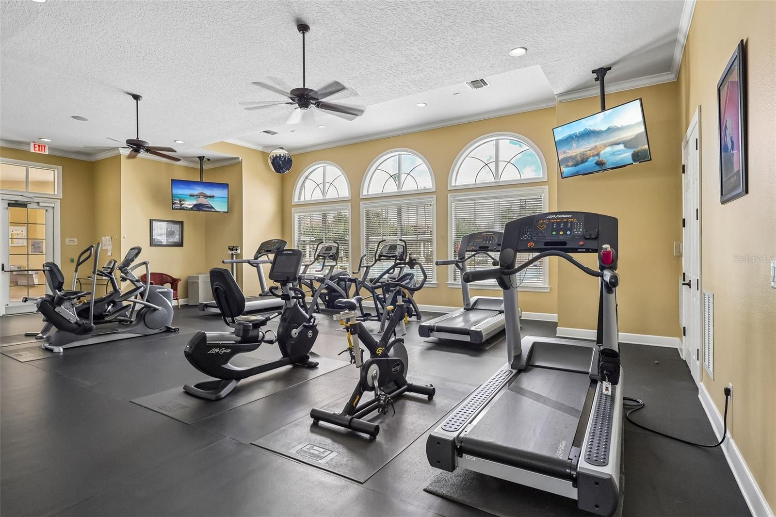LAKESIDE AT LAKES OF WINDERMERE - Residential