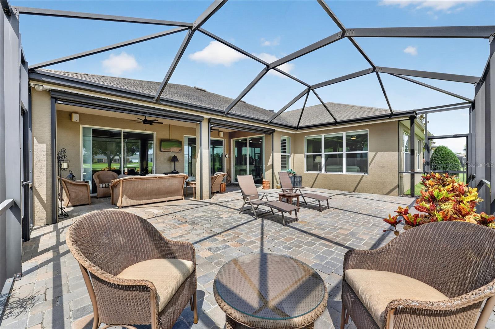 STONE CREEK - Residential