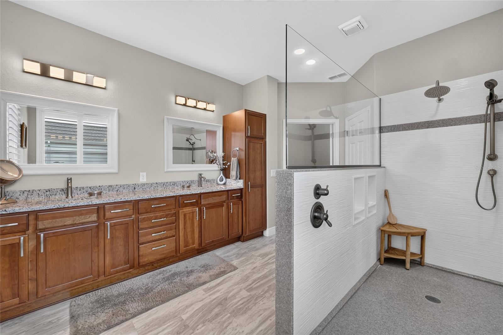 STONE CREEK - Residential