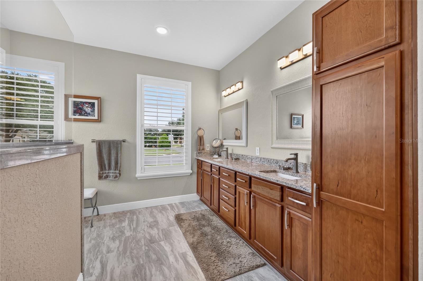STONE CREEK - Residential