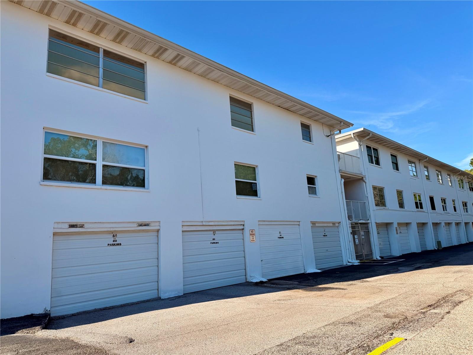 IMPERIAL EMBASSY CONDO - Residential