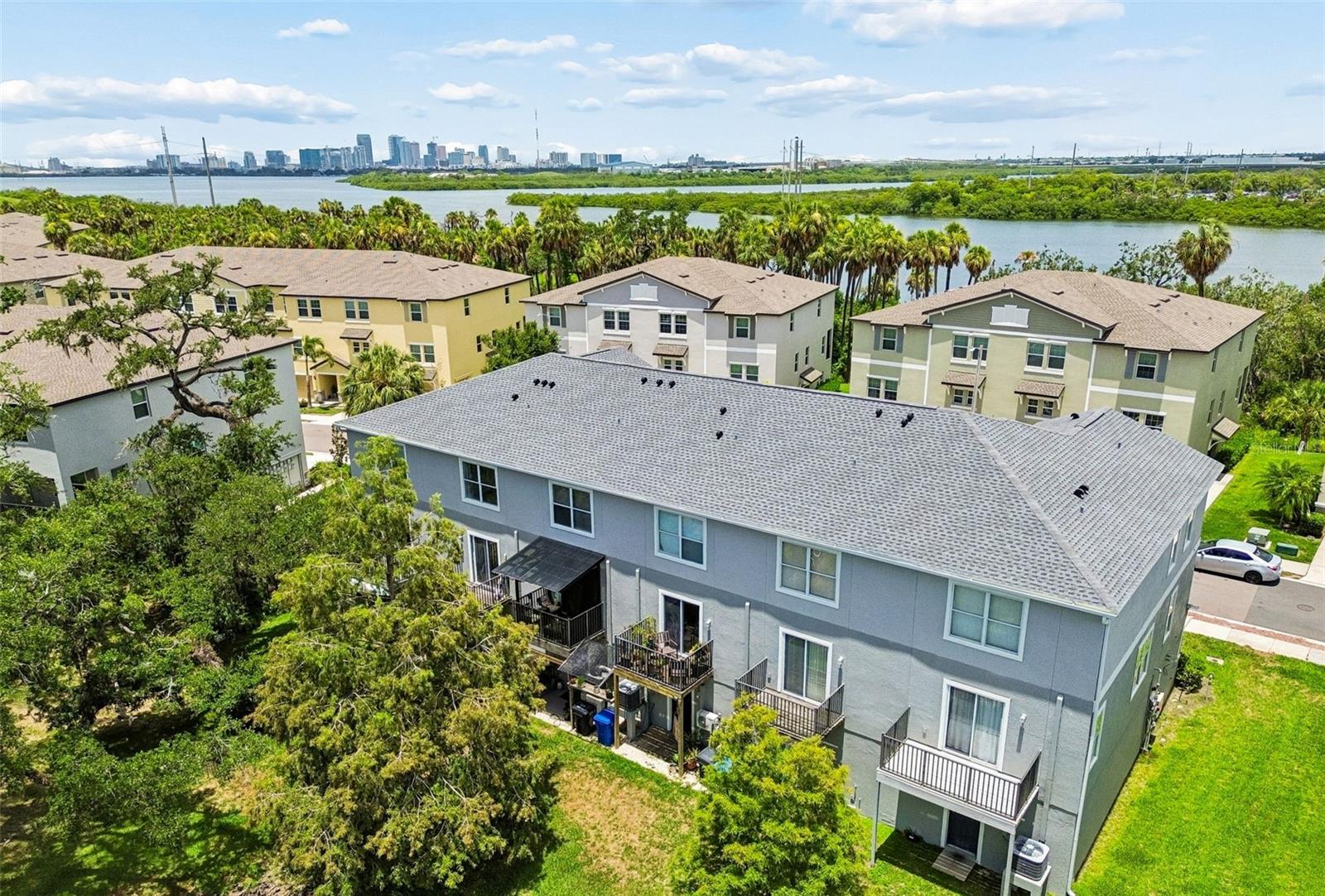 PALM RIVER TWNHMS PH 2 - Residential