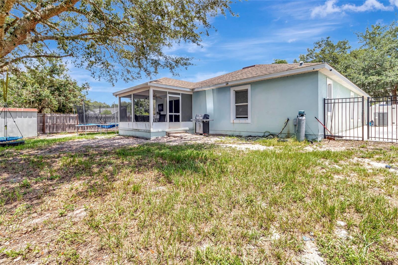 SHADEMOOR ACRES FIRST ADD - Residential
