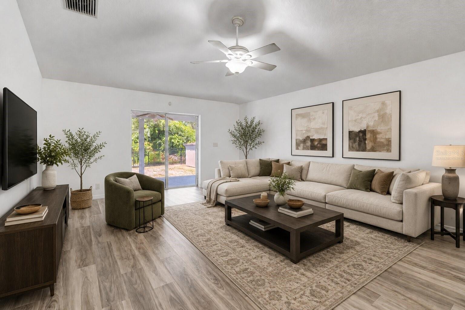 SHADEMOOR ACRES FIRST ADD - Residential