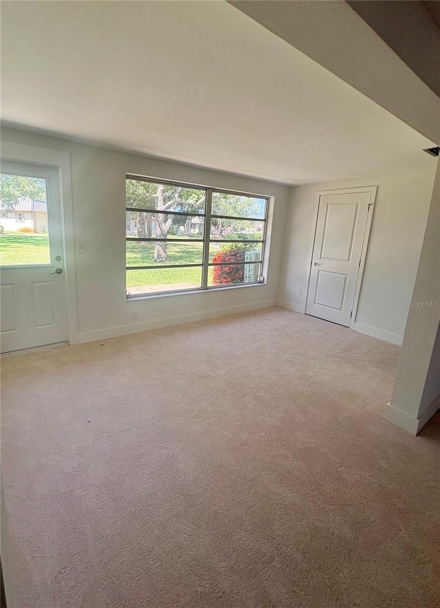 GARDENS OF BEACON SQUARE - Residential Lease