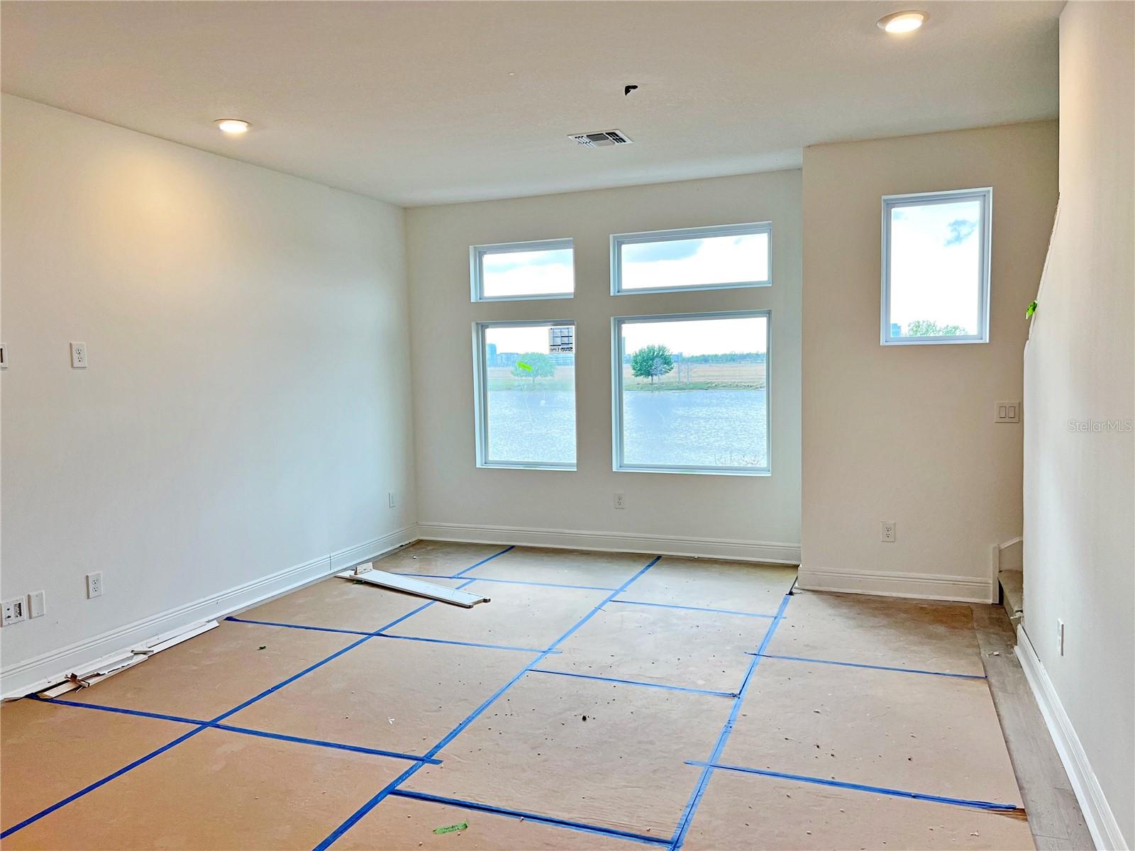 LAUREATE PARK NBRHD CENTER PH 3 - Residential