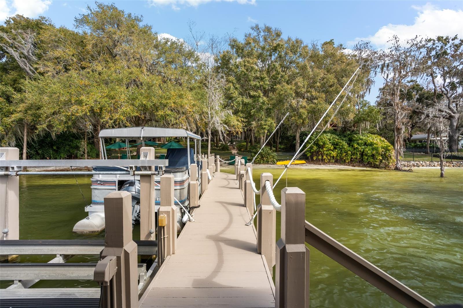 WINDERMERE TOWN - Residential