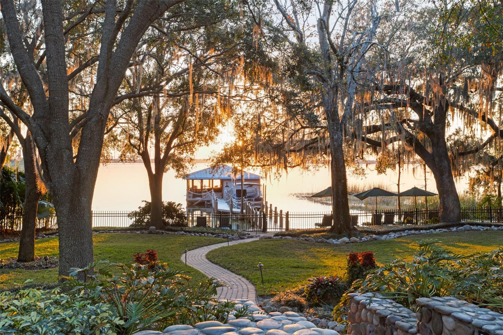 WINDERMERE TOWN - Residential