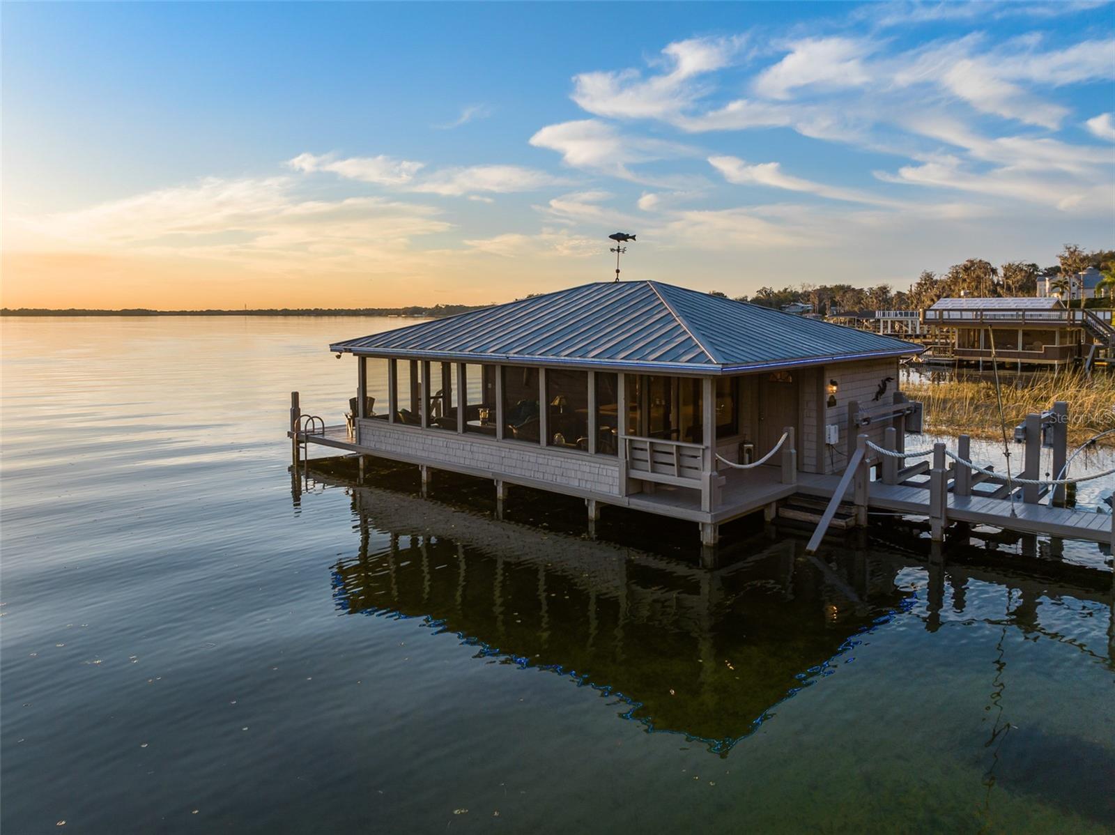 WINDERMERE TOWN - Residential