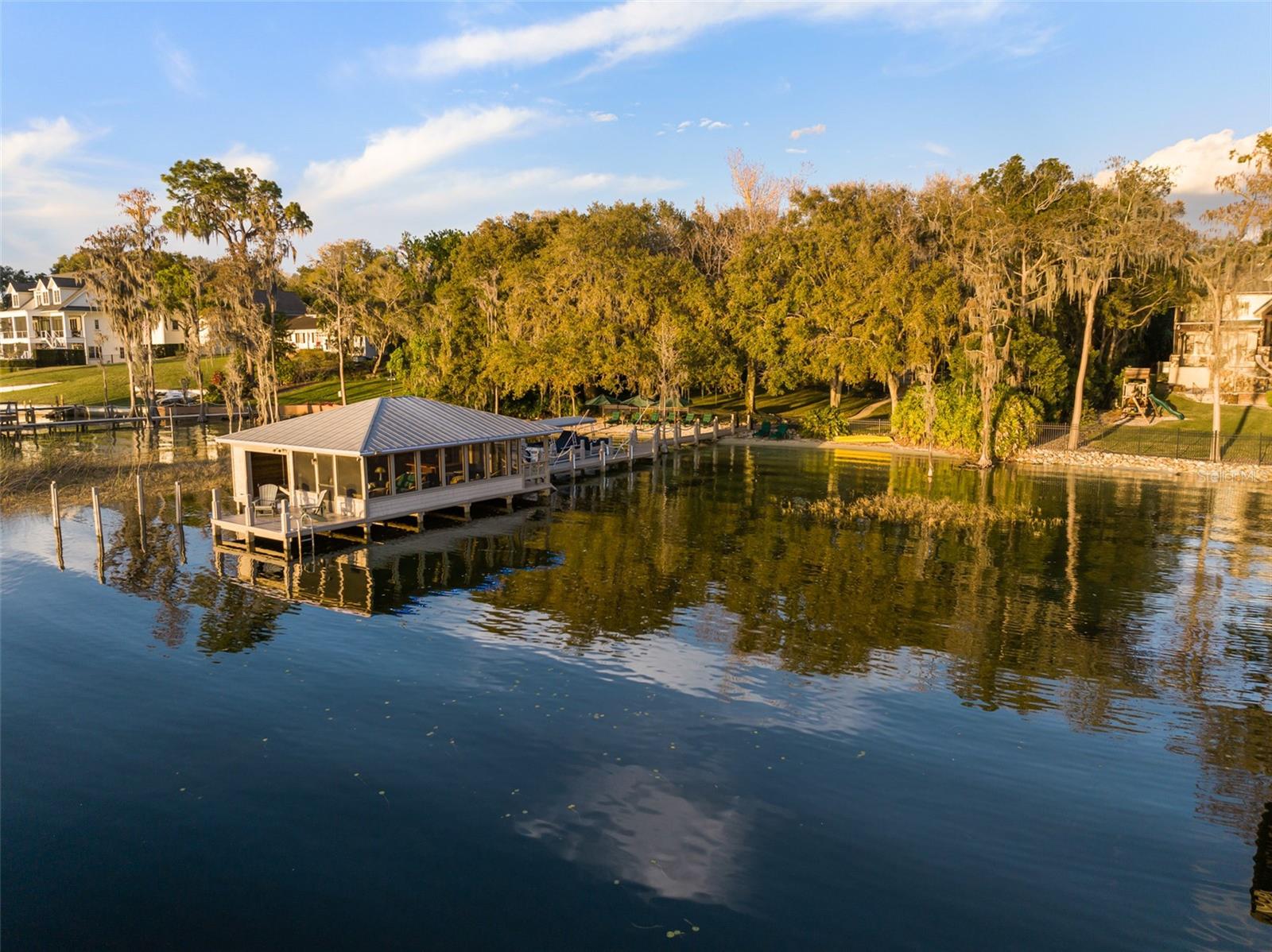 WINDERMERE TOWN - Residential