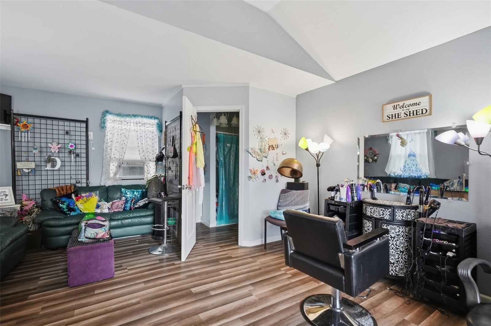 SPRING HILL - Residential