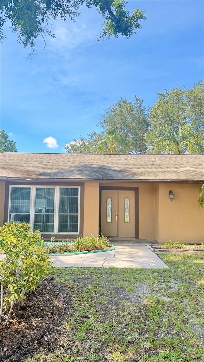 COUNTRY PLACE UNIT II - Residential Lease
