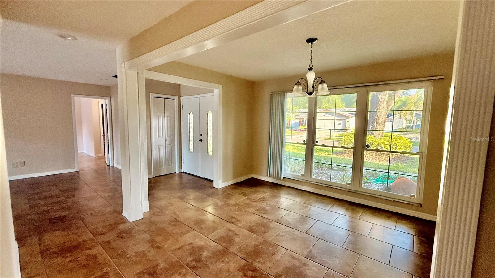 COUNTRY PLACE UNIT II - Residential Lease