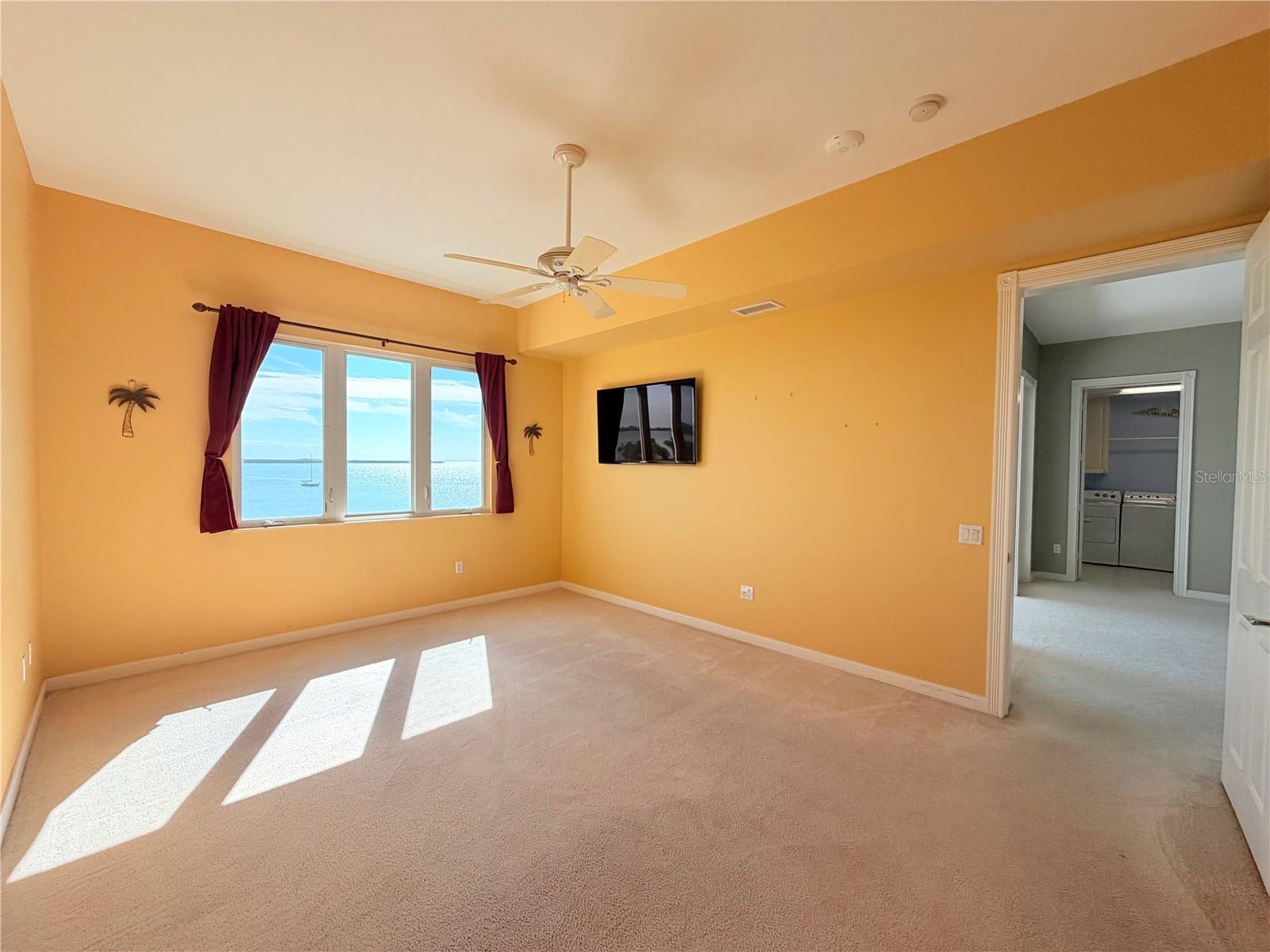HARBOUR ISLE AT HUTCHINSON ISLAND WEST, A CONDOMIN - Residential