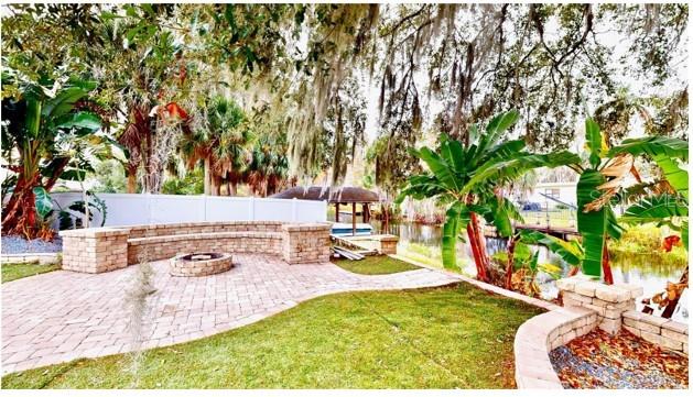 DAVIS SHORES - Residential