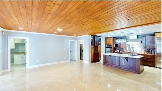 DAVIS SHORES - Residential
