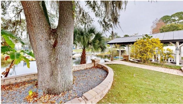 DAVIS SHORES - Residential