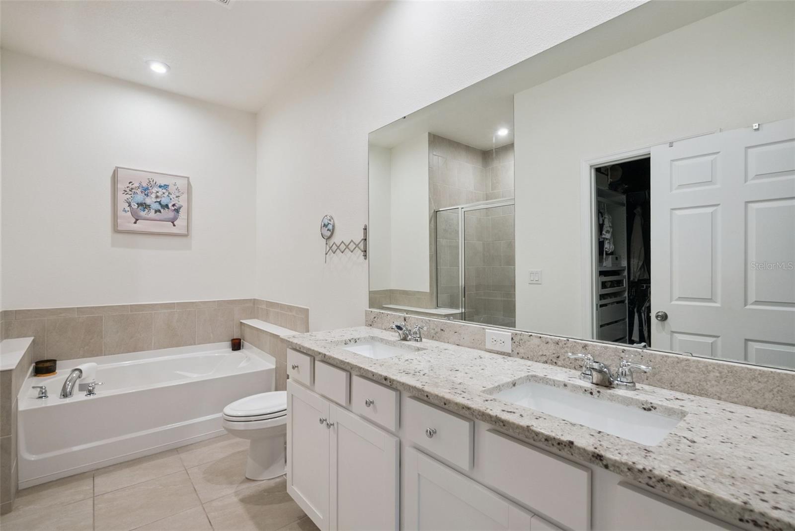 WATERBROOOKE - Residential