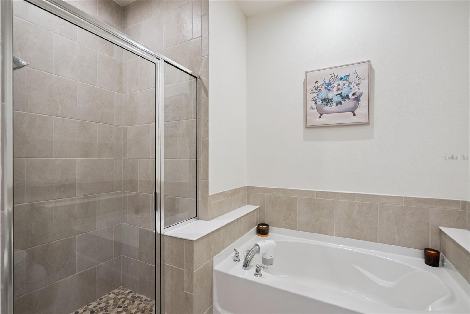 WATERBROOOKE - Residential