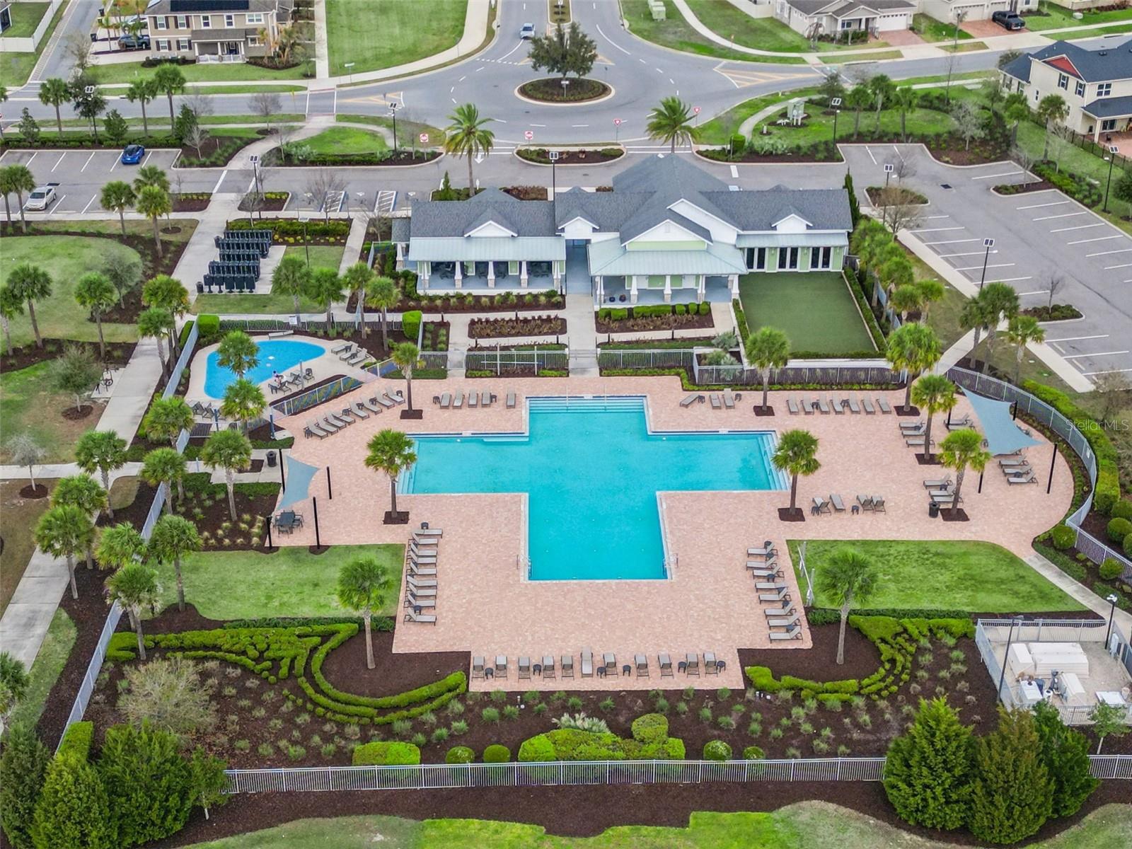 WATERBROOOKE - Residential