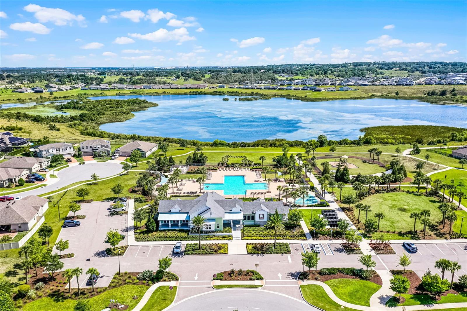 WATERBROOOKE - Residential