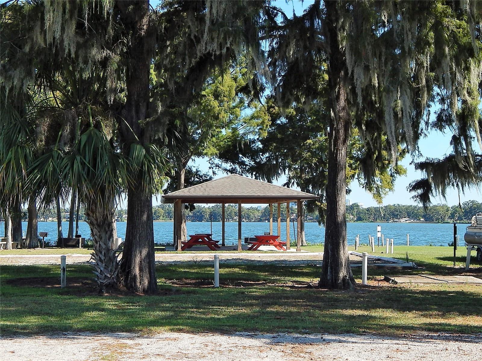 ISLE CATALINA - Residential