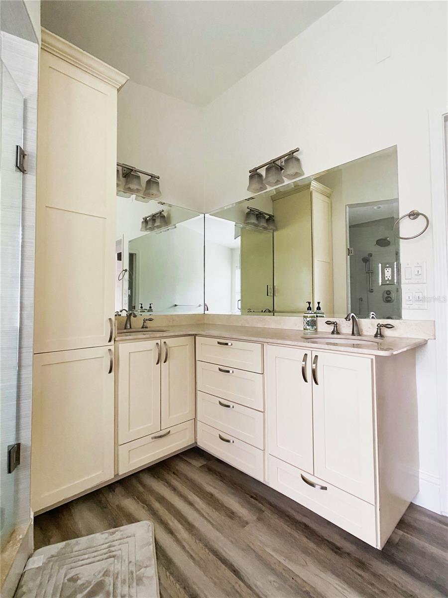 ISLE CATALINA - Residential