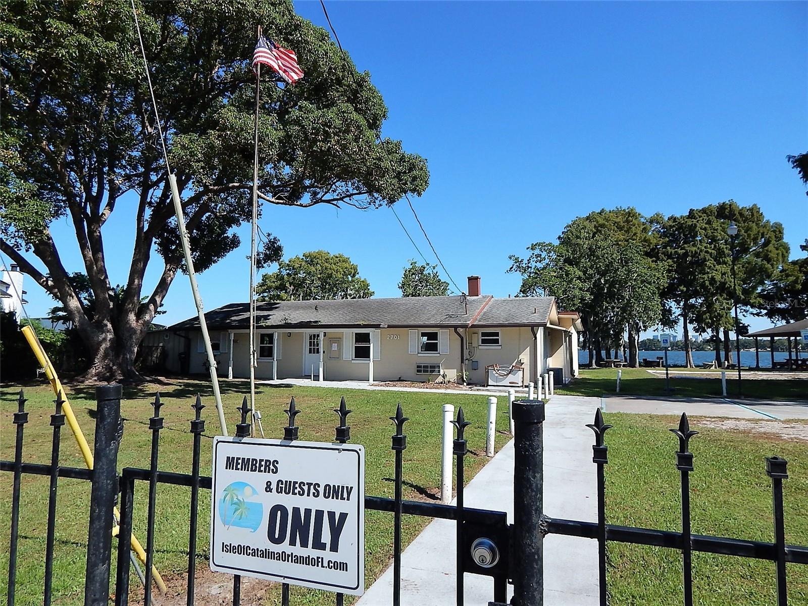 ISLE CATALINA - Residential