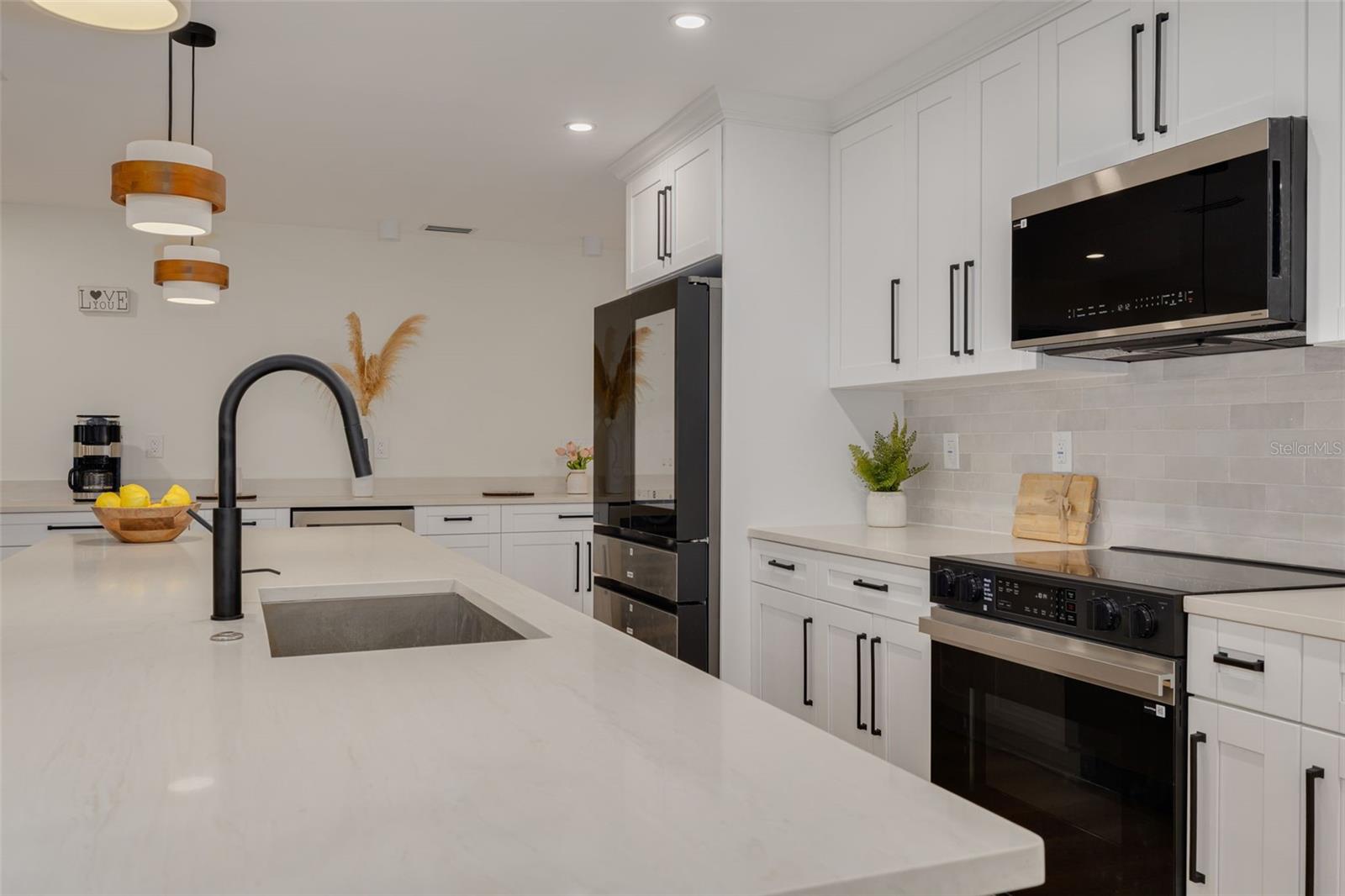 IMPERIAL PARK - Residential