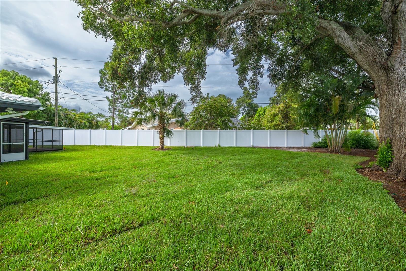 IMPERIAL PARK - Residential