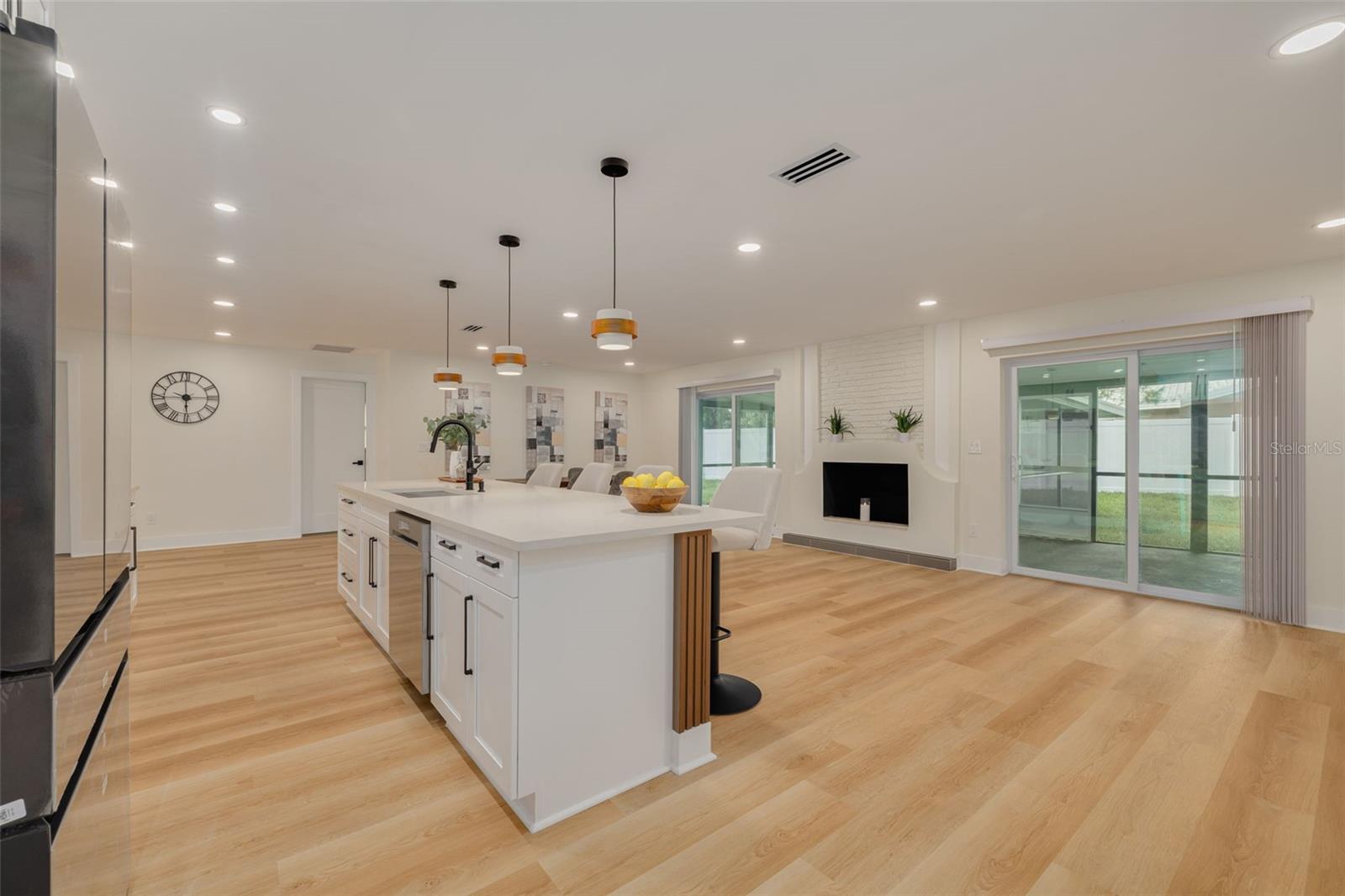 IMPERIAL PARK - Residential