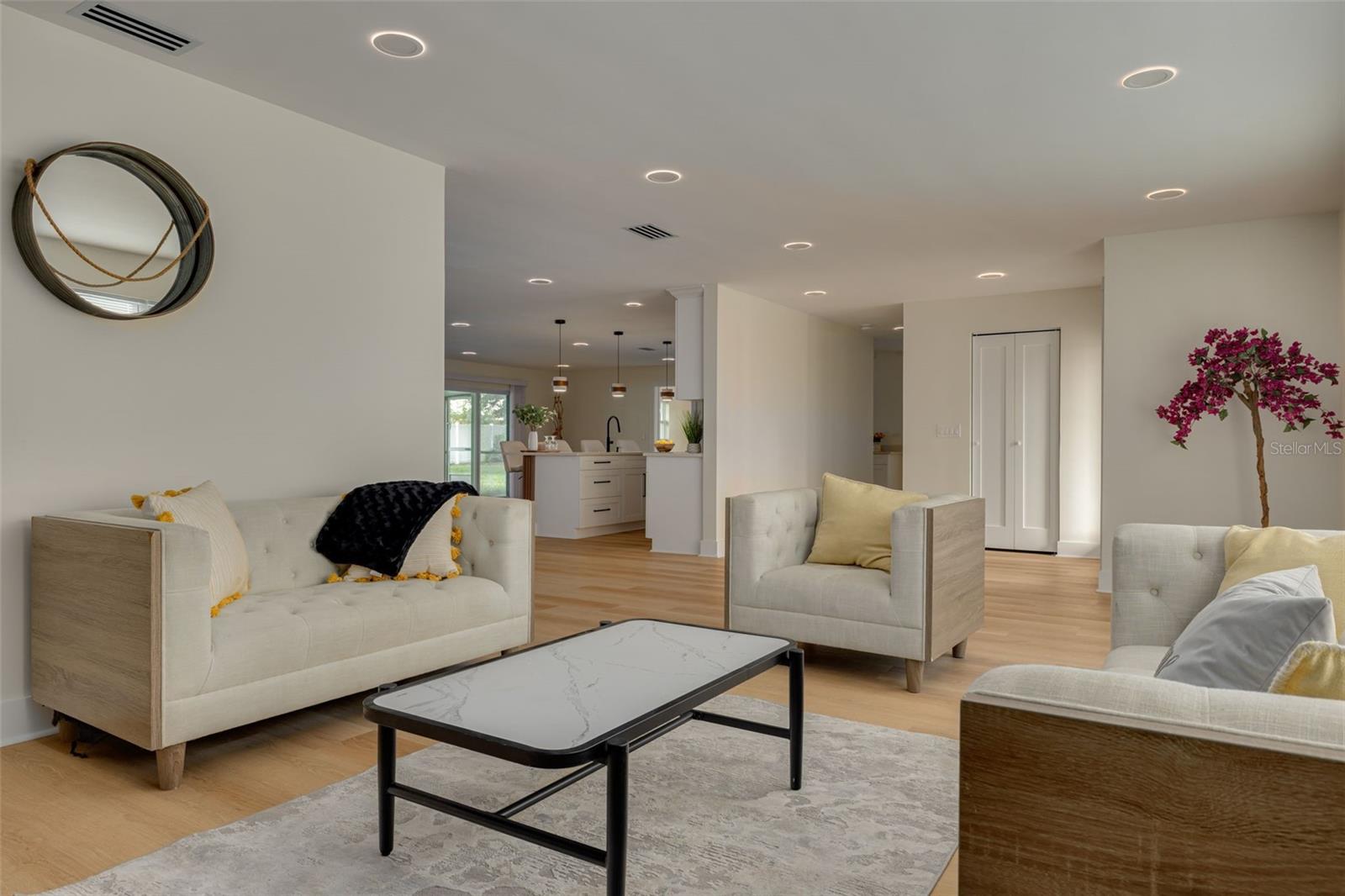 IMPERIAL PARK - Residential