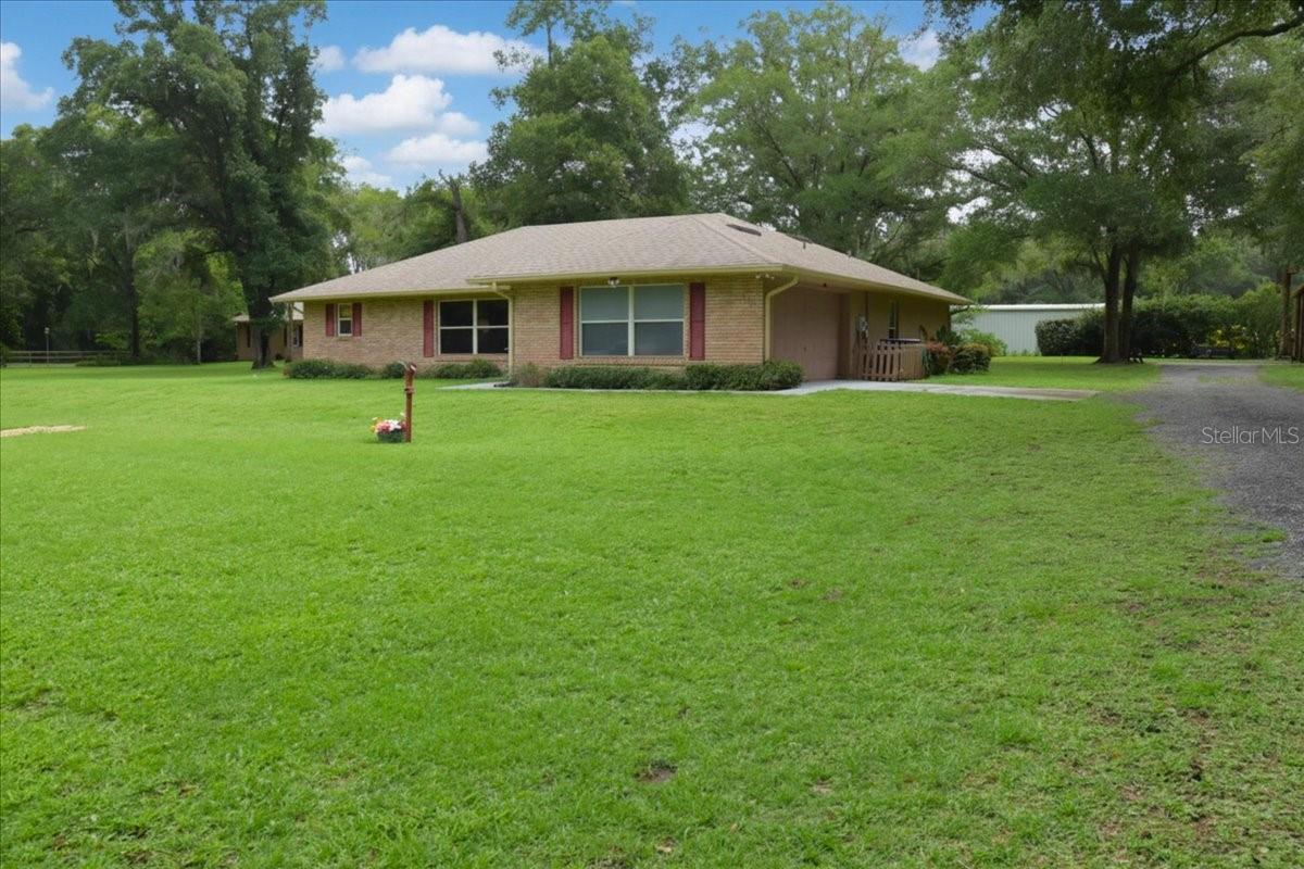 LAKE HELEN - Residential