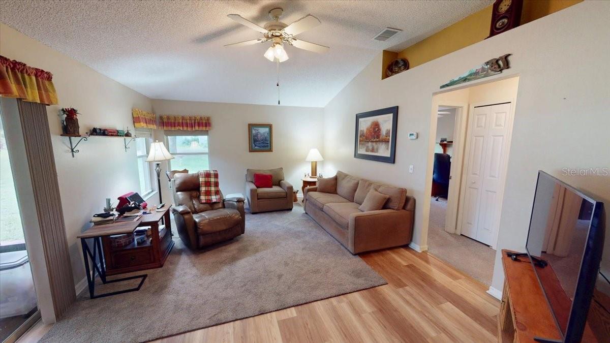 LAKE HELEN - Residential