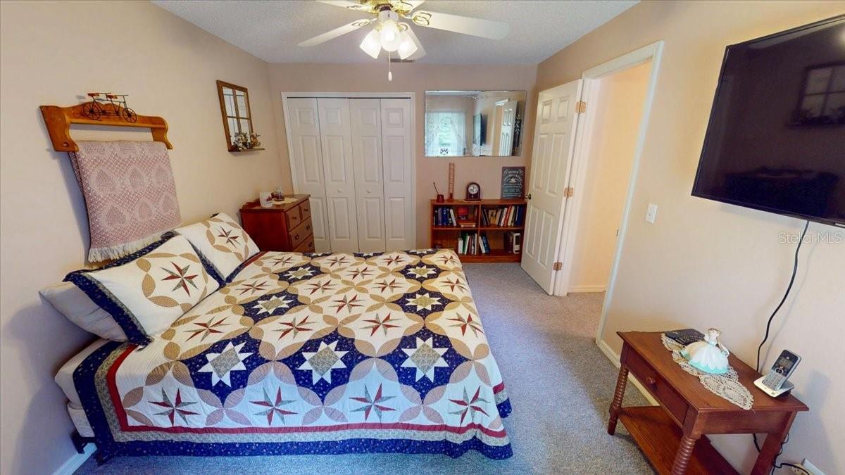 LAKE HELEN - Residential