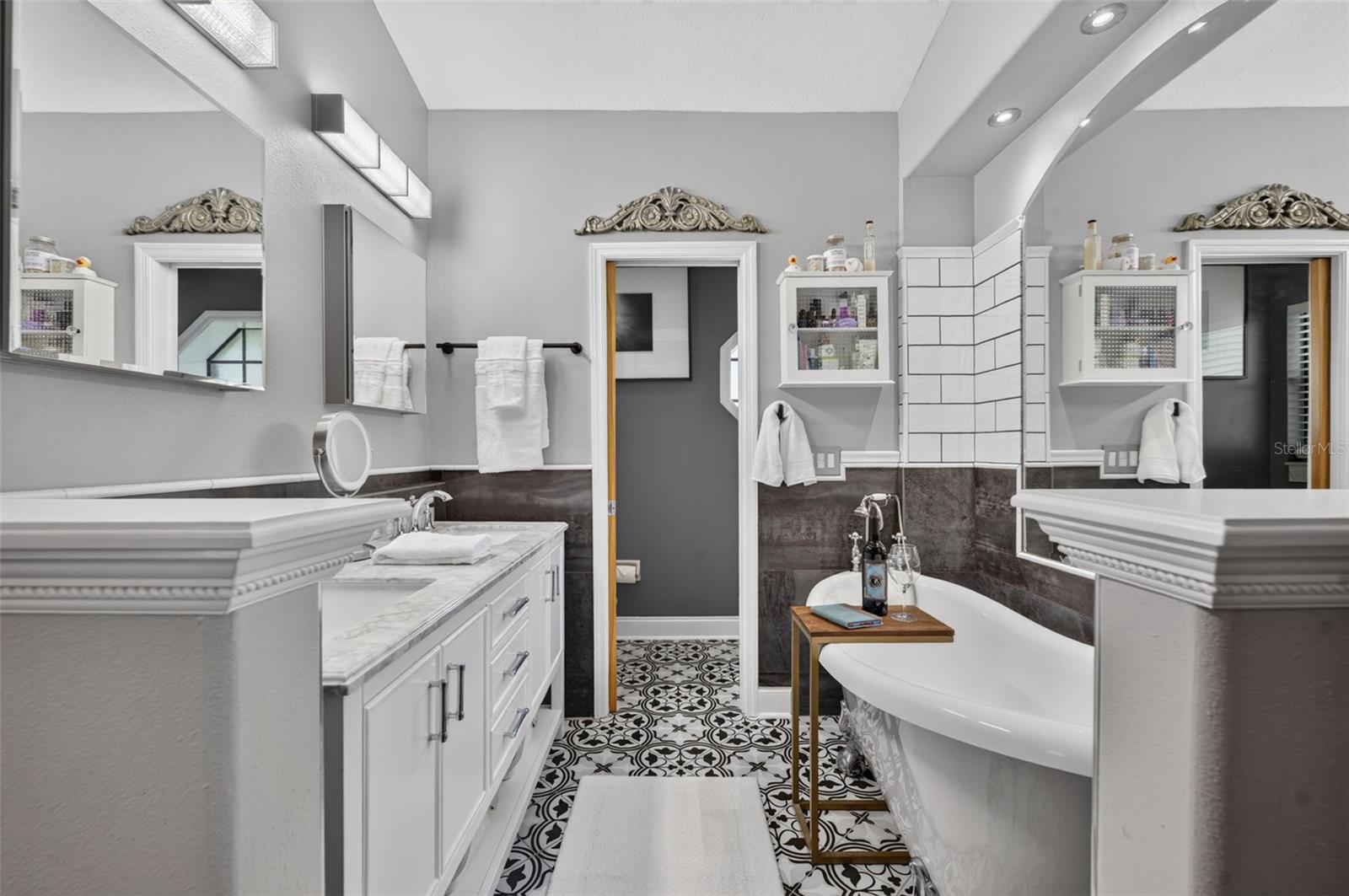 WEKIWA GLEN REP - Residential