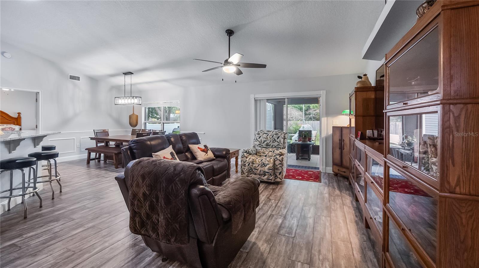 HOWEY LAKE SHORE HEIGHTS - Residential