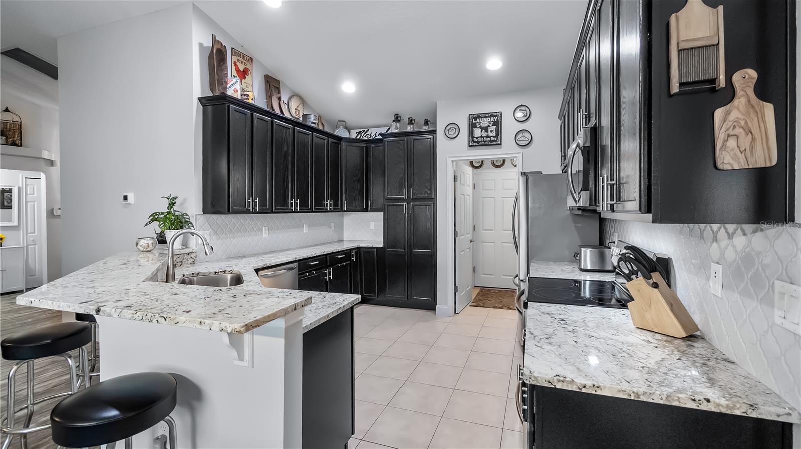 HOWEY LAKE SHORE HEIGHTS - Residential