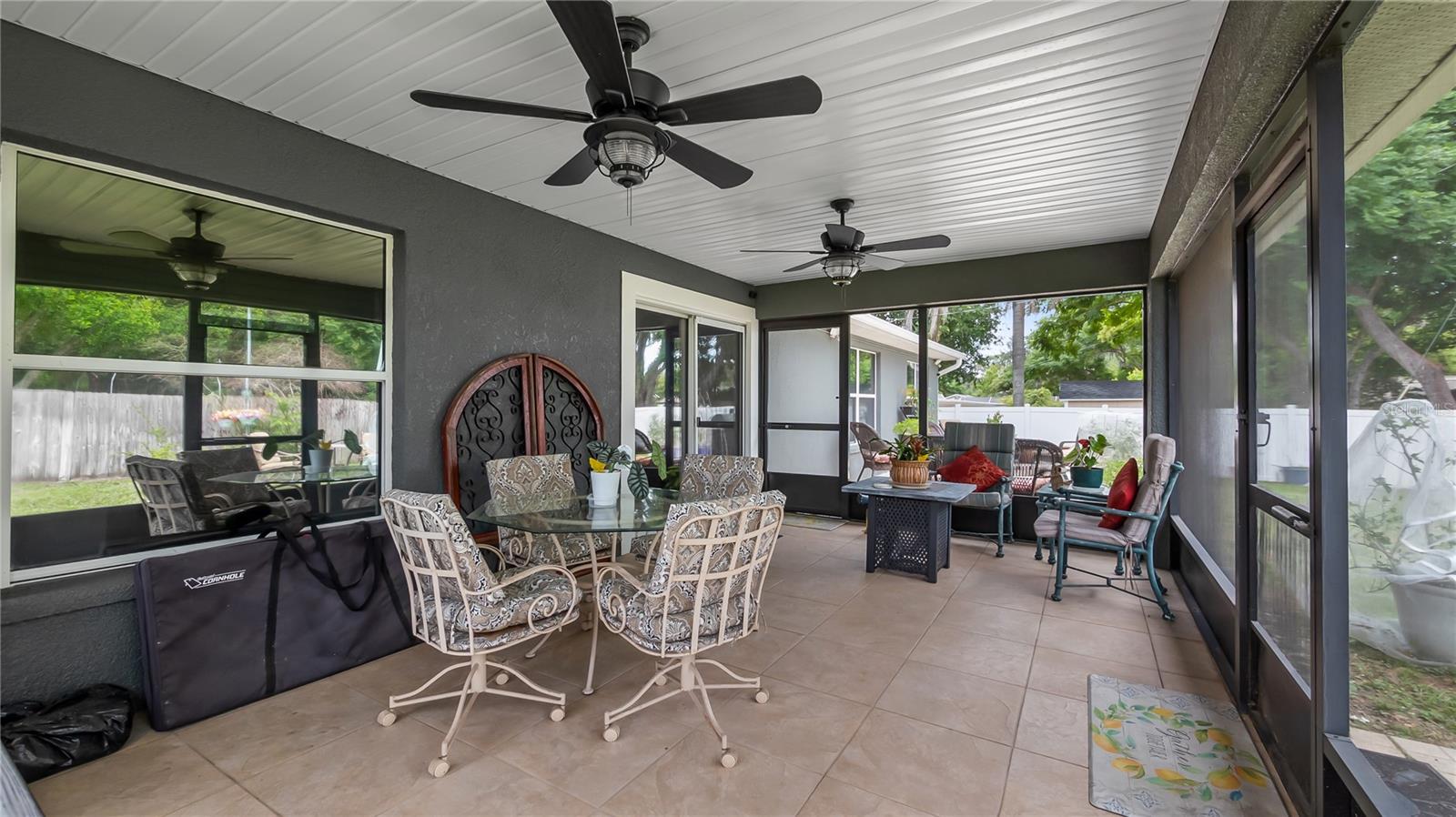 HOWEY LAKE SHORE HEIGHTS - Residential