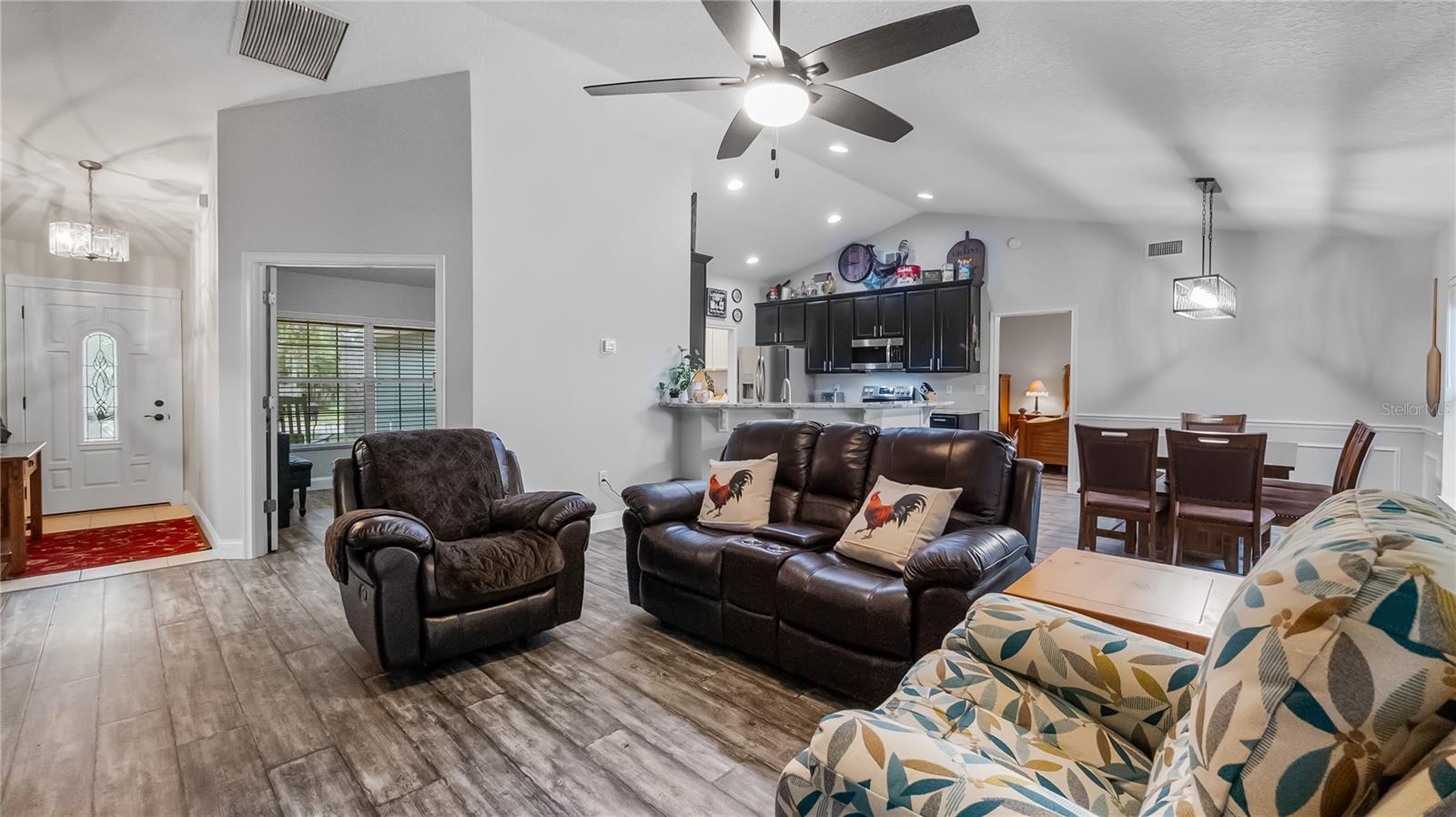 HOWEY LAKE SHORE HEIGHTS - Residential