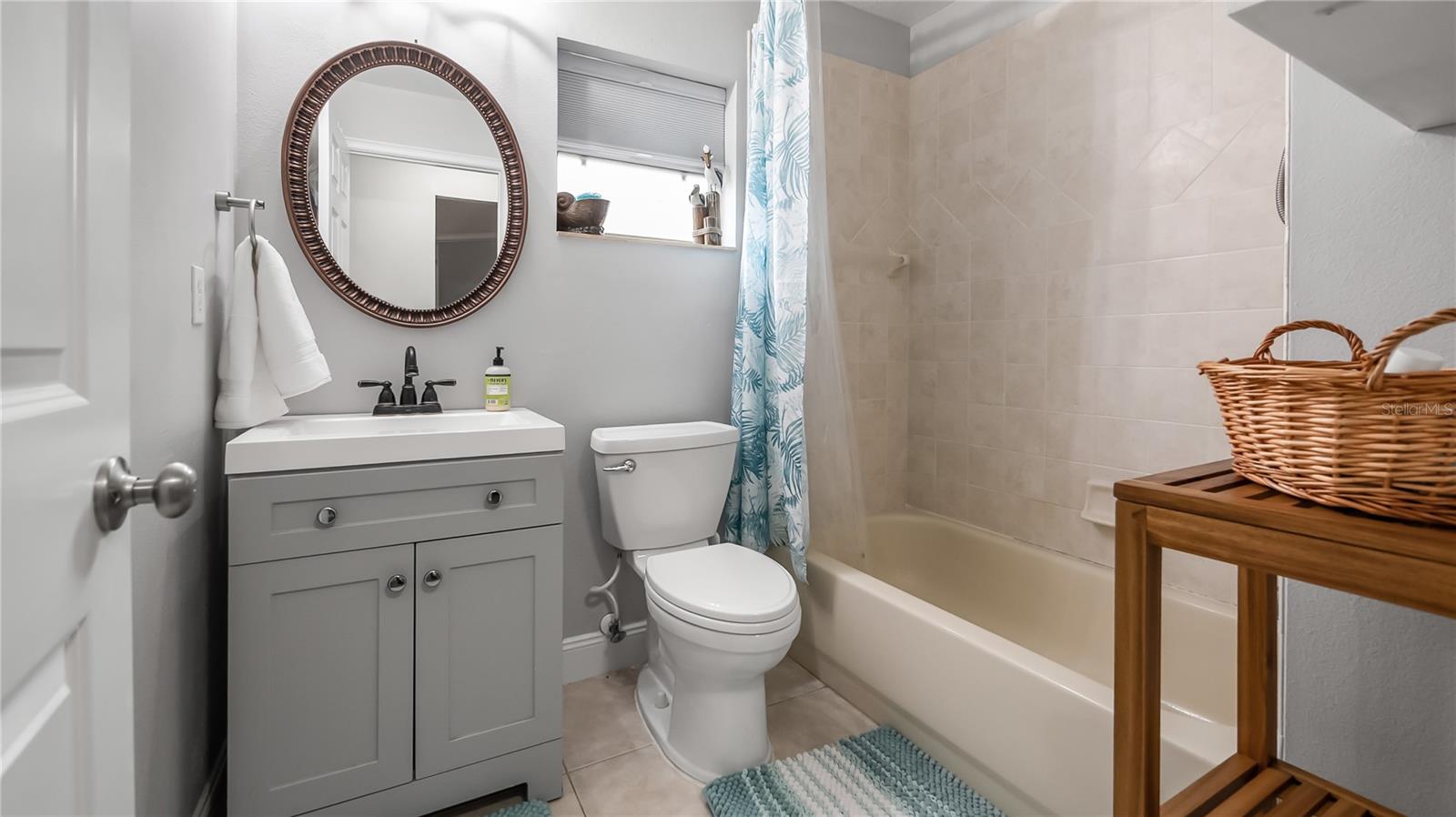 HOWEY LAKE SHORE HEIGHTS - Residential