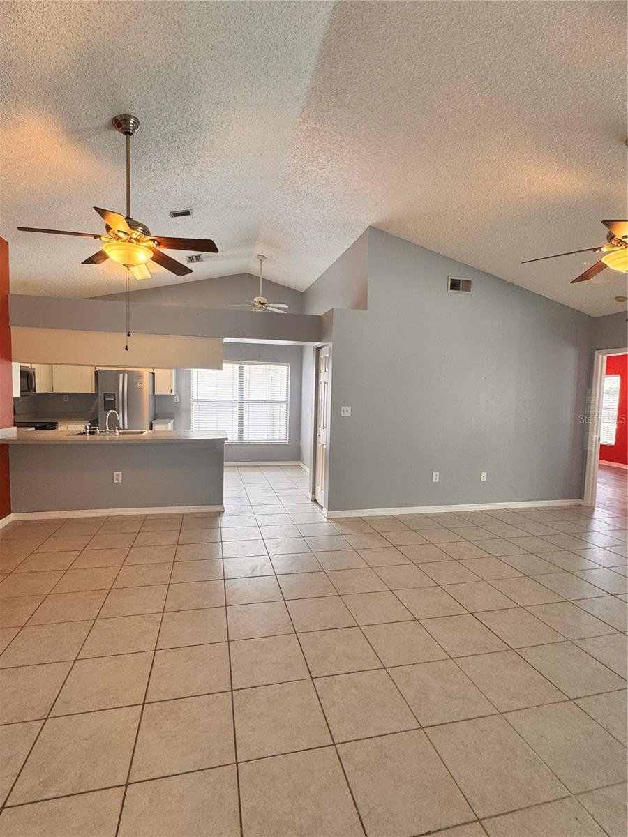 BRANDON TRACES - Residential Lease