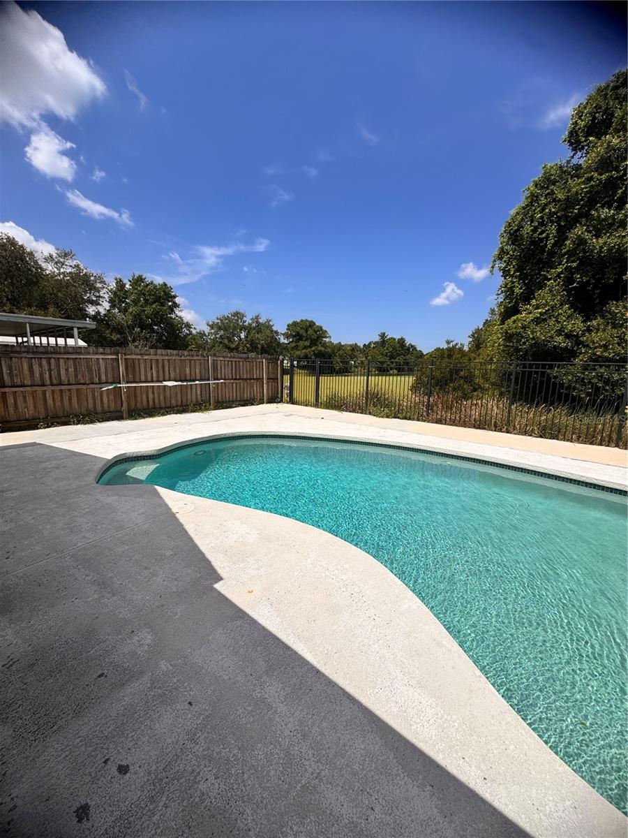 BRANDON TRACES - Residential Lease