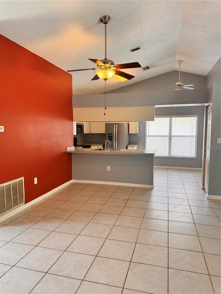 BRANDON TRACES - Residential Lease