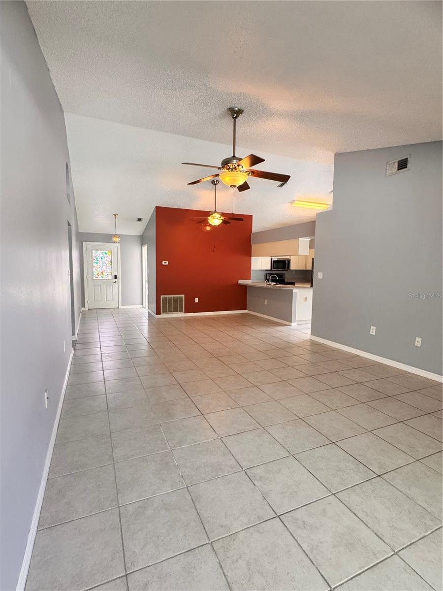 BRANDON TRACES - Residential Lease