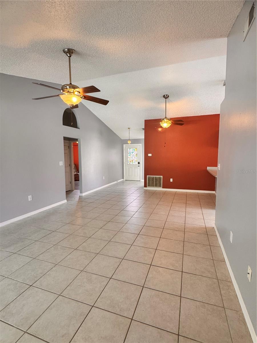 BRANDON TRACES - Residential Lease